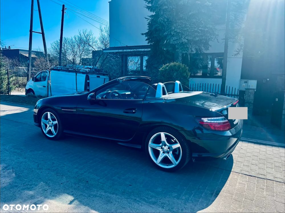 Mercedes-Benz SLK 200 (BlueEFFICIENCY) 7G-TRONIC - 9