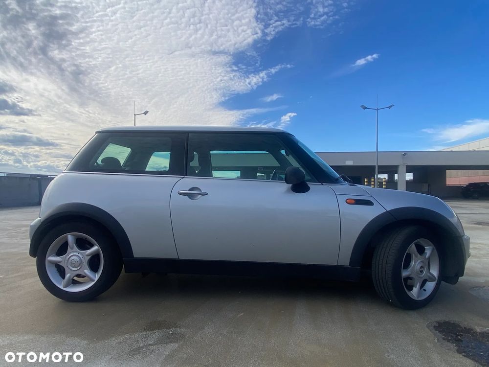MINI ONE - 1