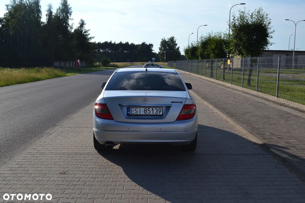 Mercedes-Benz Klasa C 220 CDI DPF Avantgarde - 5