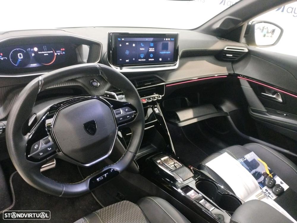 Peugeot 208 1.2 Hybrid GT e-DCS6 - 7