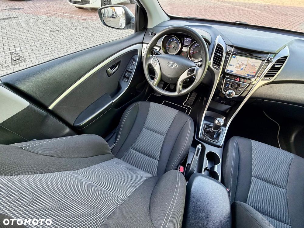 Hyundai i30 - 11