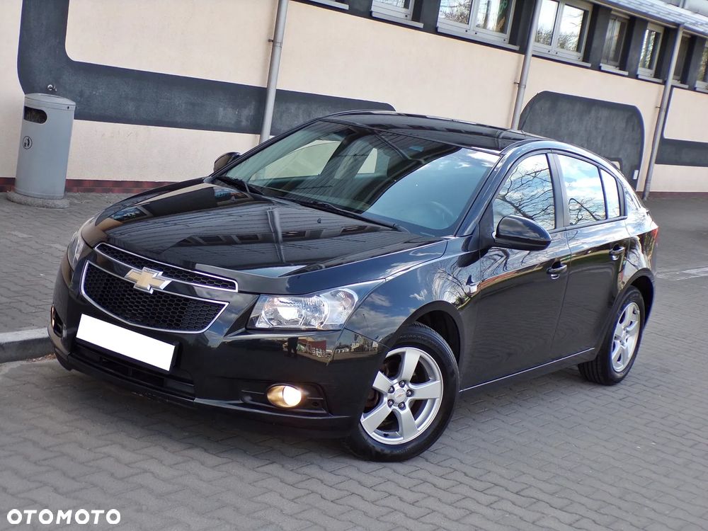 Chevrolet Cruze 1.6 LT+ - 11
