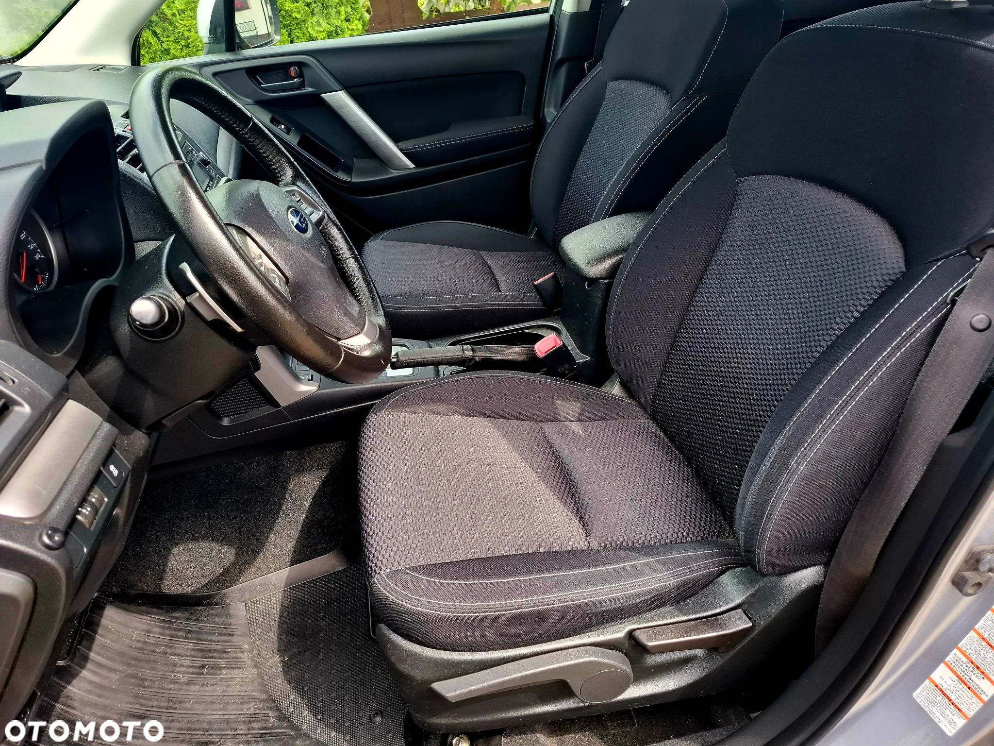 Subaru Forester 2.0i Comfort Lineartronic - 8