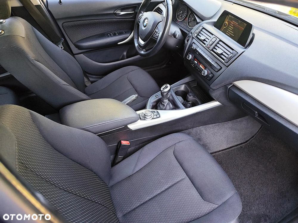 BMW Seria 1 - 18