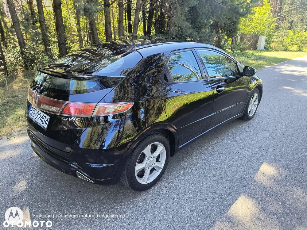 Honda Civic 1.8 Sport - 13