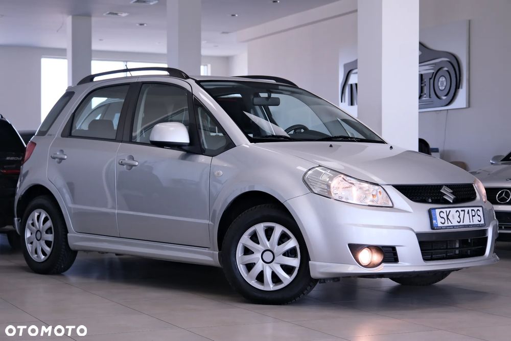 Suzuki SX4 1.6 Premium - 4