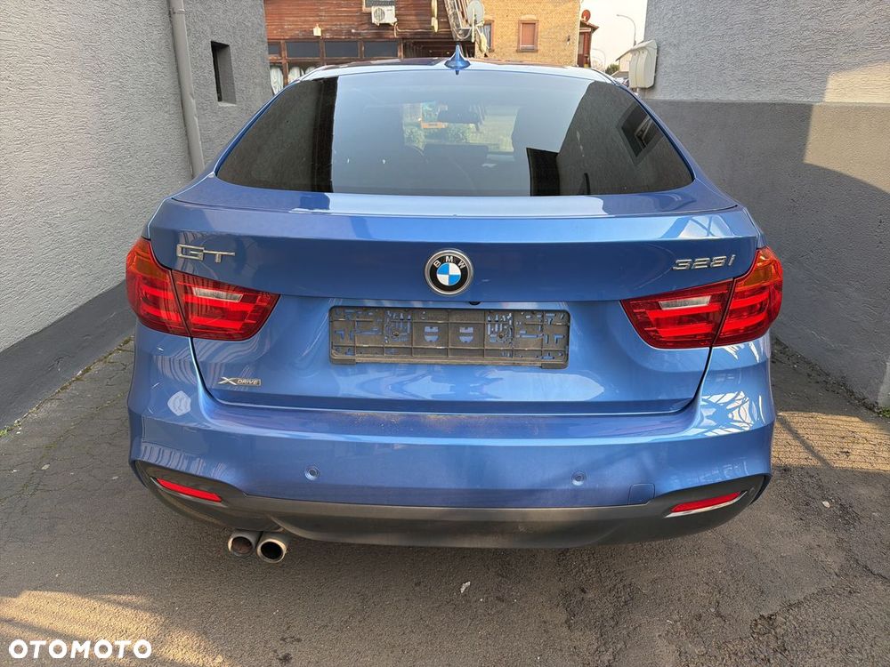 BMW Seria 3 328i xDrive - 4