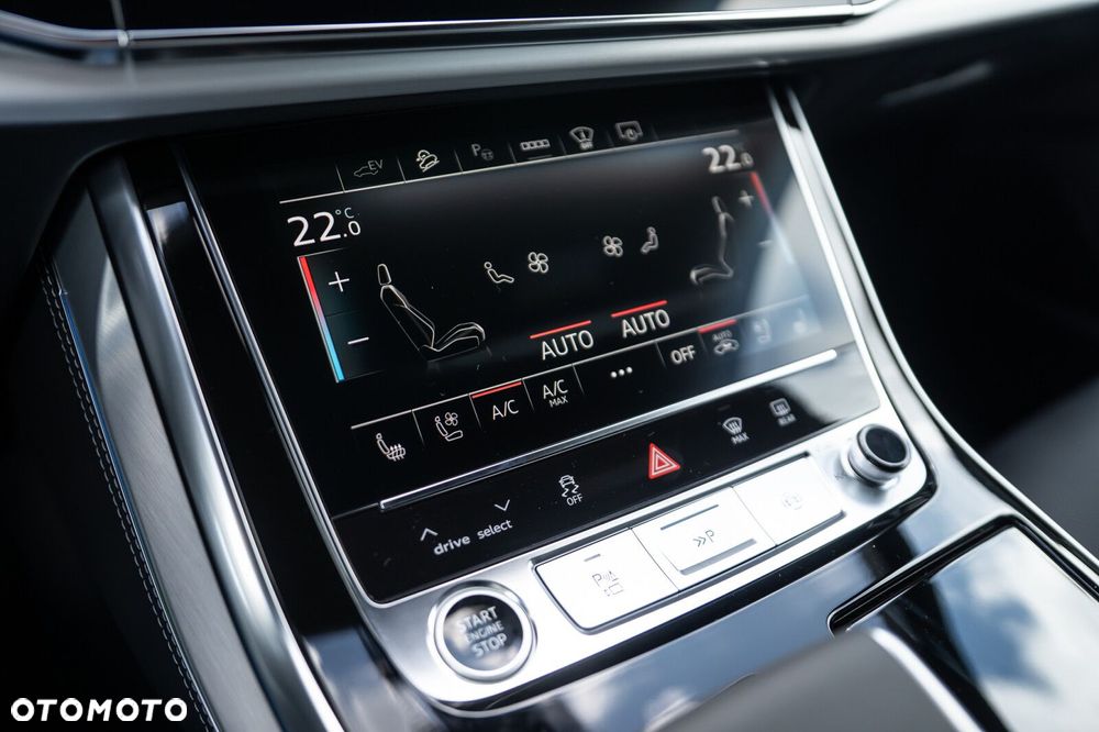 Audi Q8 - 26