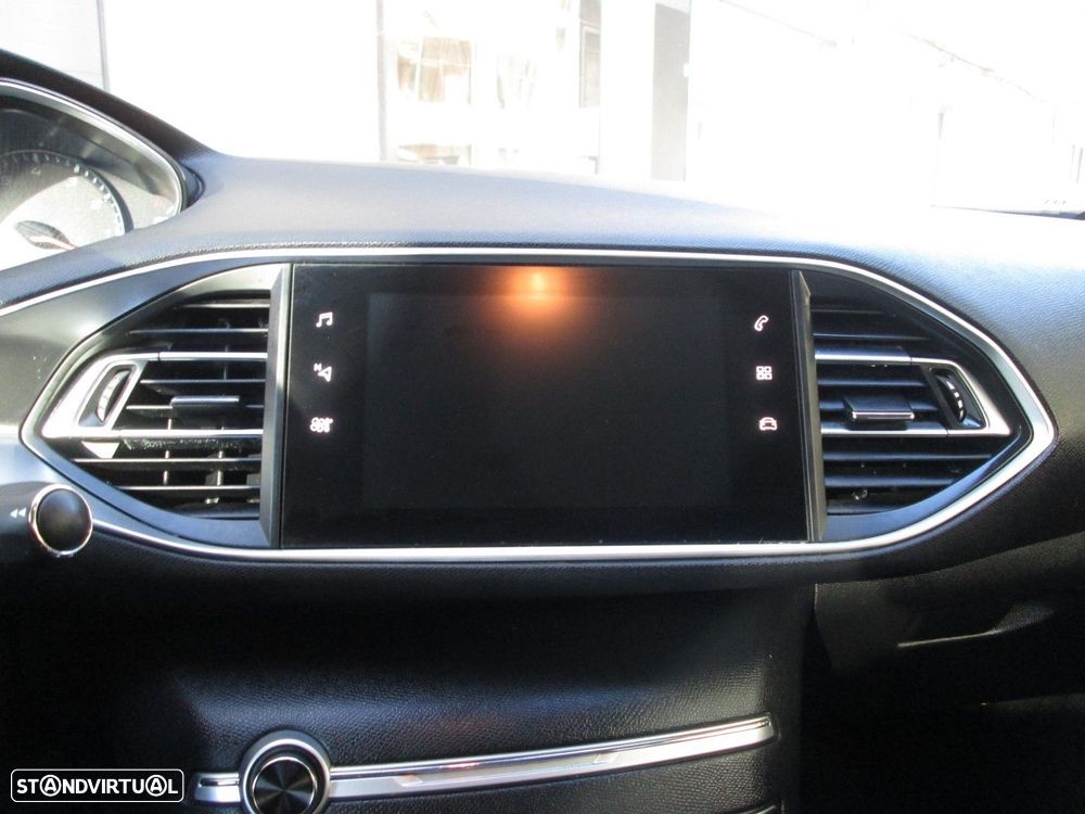 Peugeot 308 1.2 PureTech Active - 18