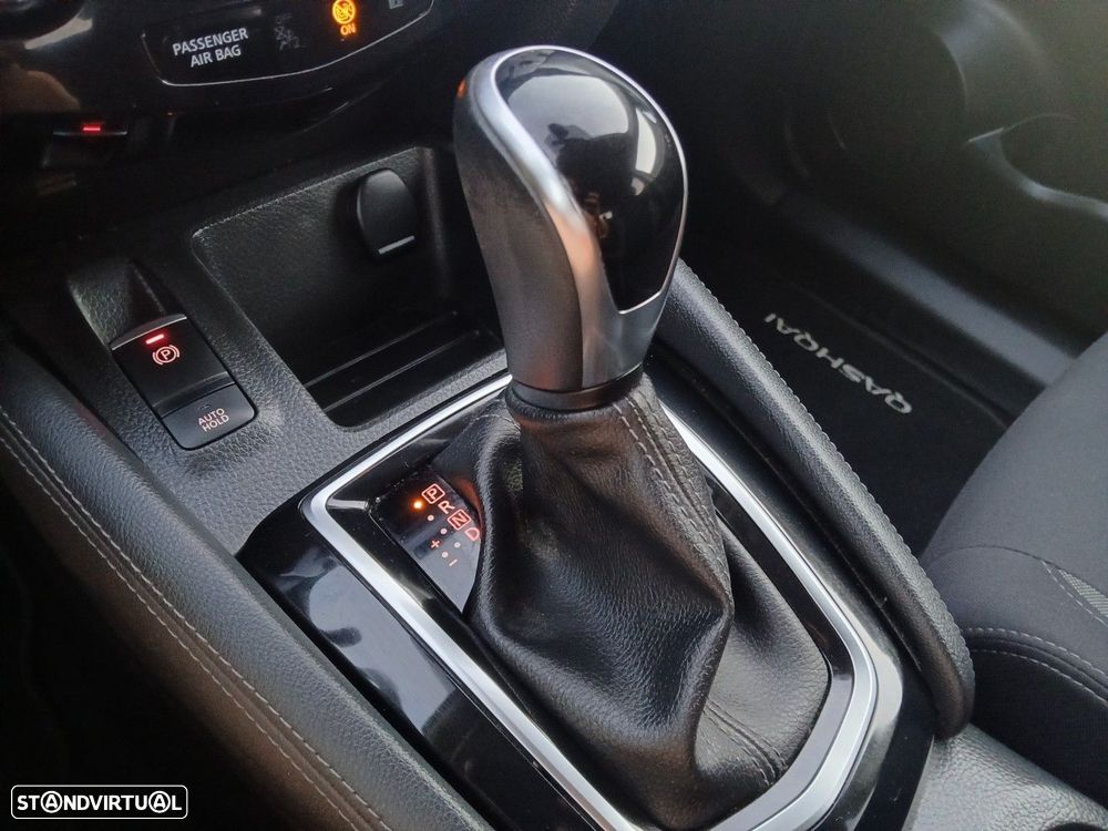Nissan Qashqai 1.5 dCi Acenta C/Barras de Tejadilho DCT - 21
