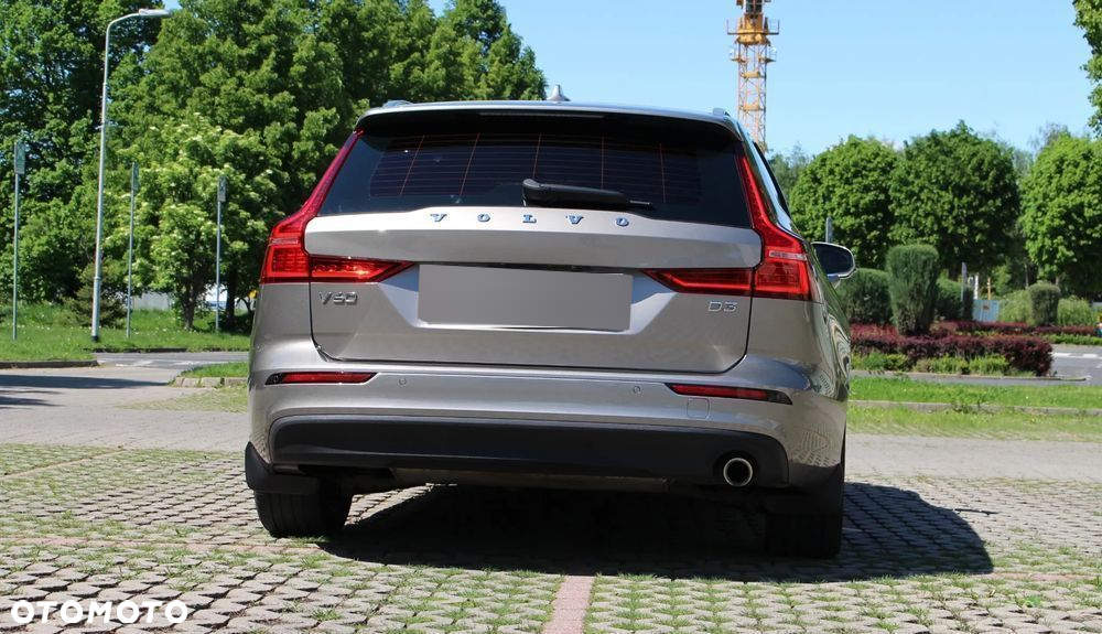 Volvo V60 D3 Geartronic Momentum Pro - 8