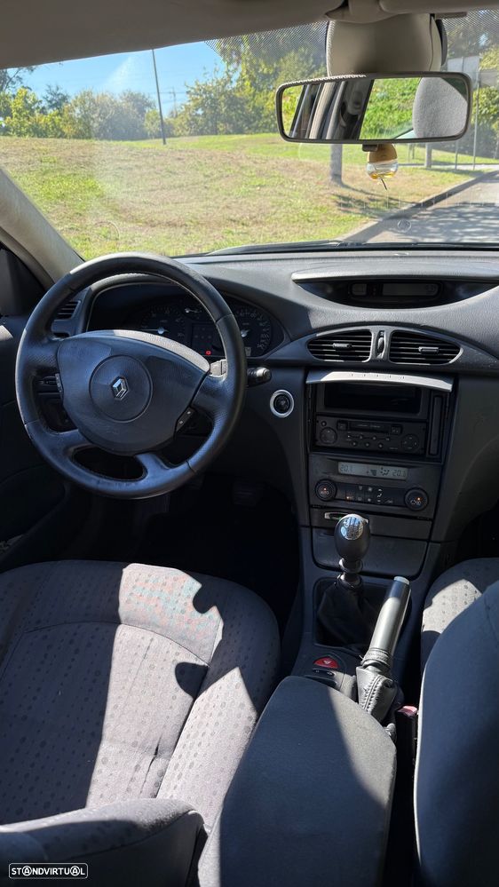 Renault Laguna 1.9 dCi Dynamique - 17