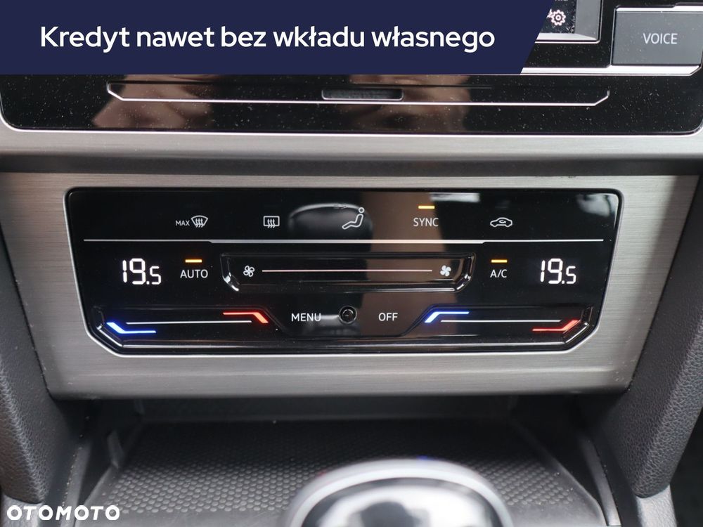 Volkswagen Passat - 15