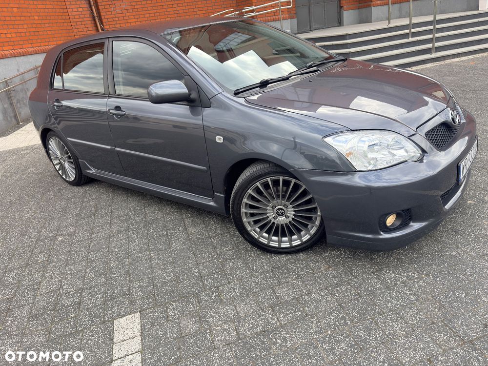 Toyota Corolla - 4