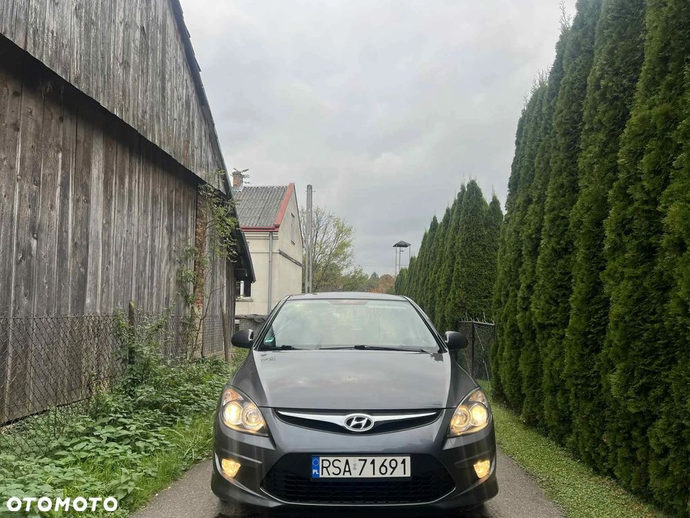 Hyundai i30 1.6 CRDI blue Classic - 1