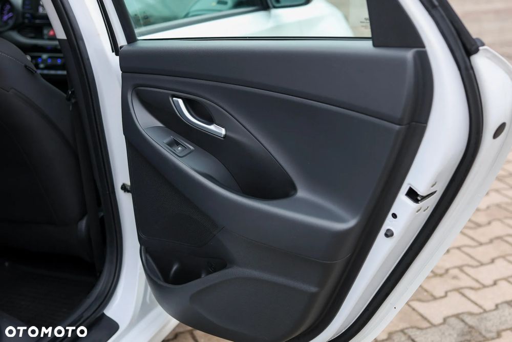 Hyundai i30 1.0 T-GDI Passion Plus - 17