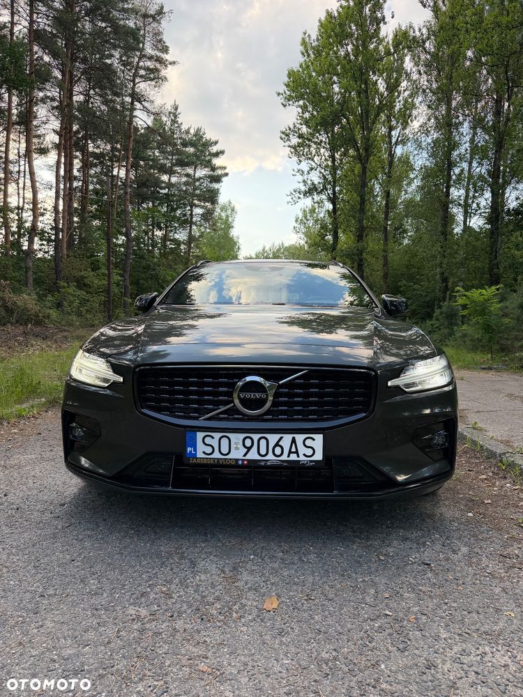 Volvo V60 B3 B R-Design - 11