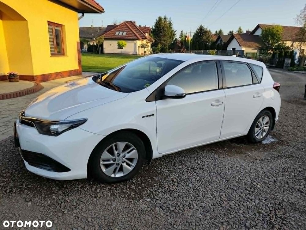 Toyota Auris - 1