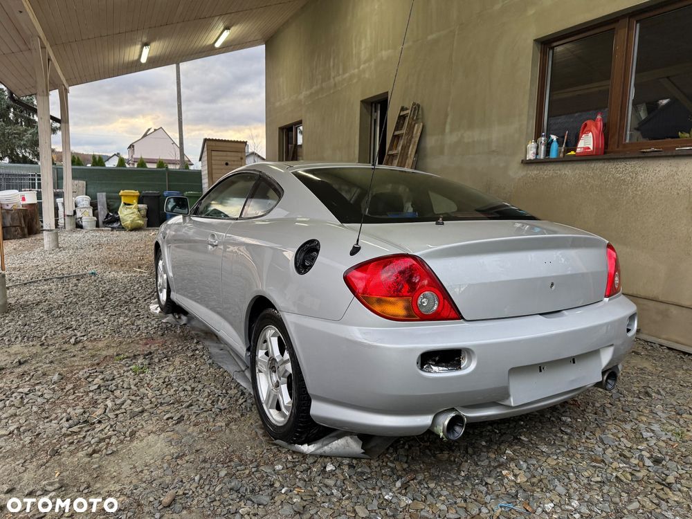 Hyundai Coupe - 5