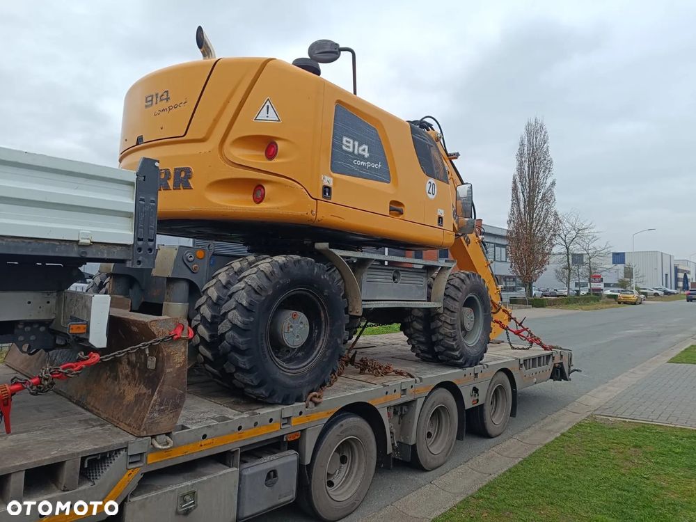 Liebherr A914 - 14