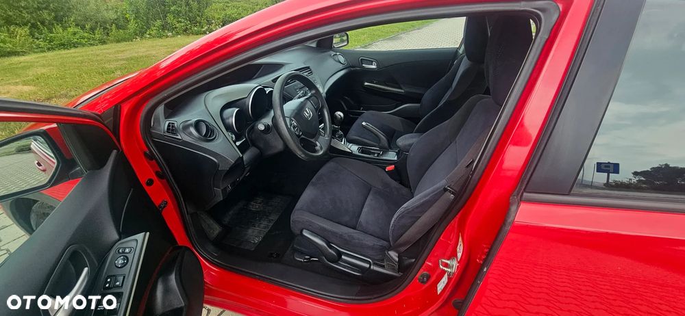 Honda Civic 1.4 i-VTEC Comfort Black Edition - 20