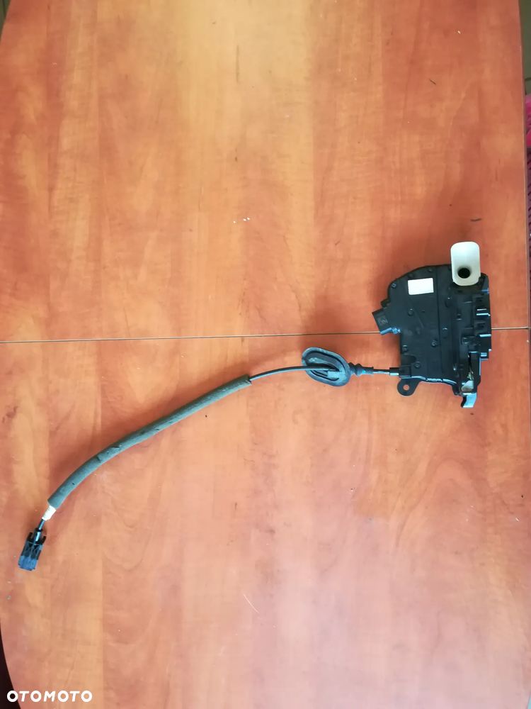 ZAMEK DRZWI LEWY PRZÓD RENAULT CLIO V 805032387R - 1