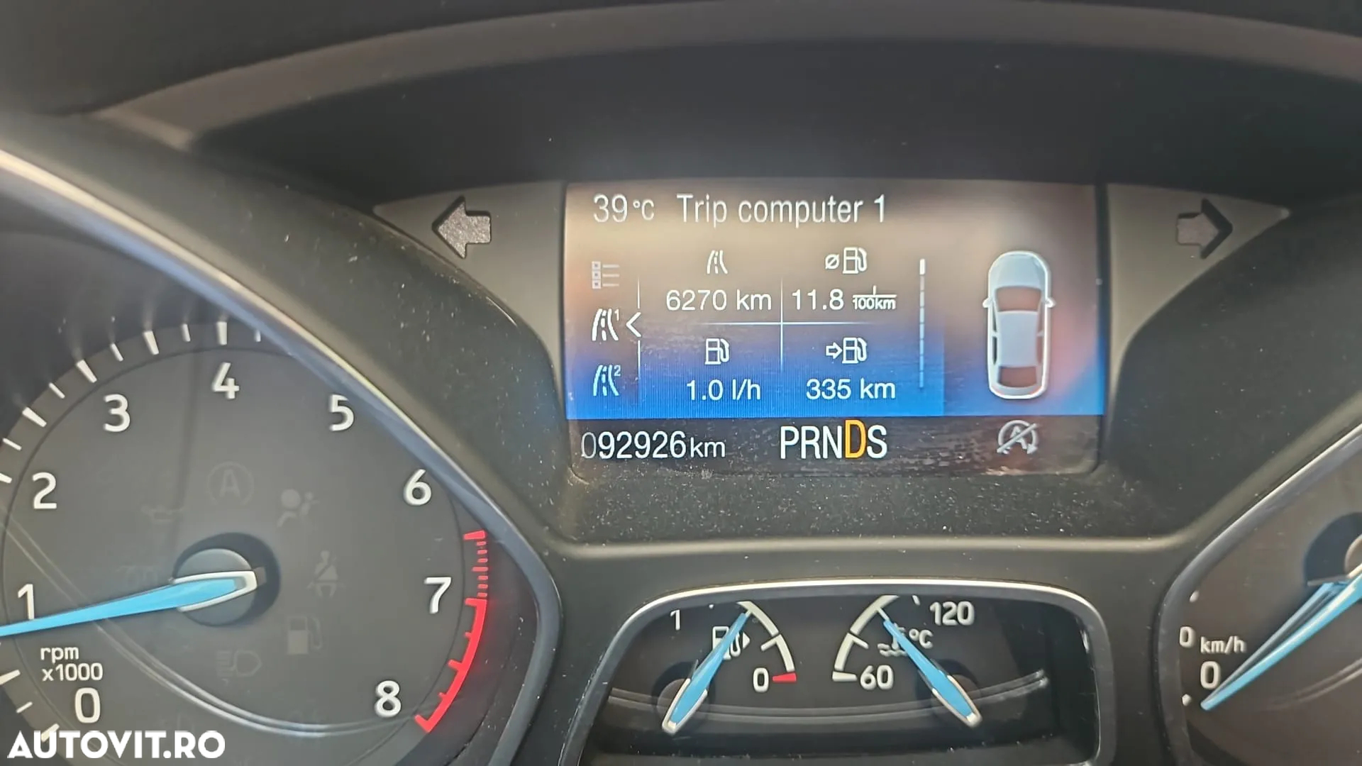 Ford Focus 1.0 EcoBoost Titanium - 11