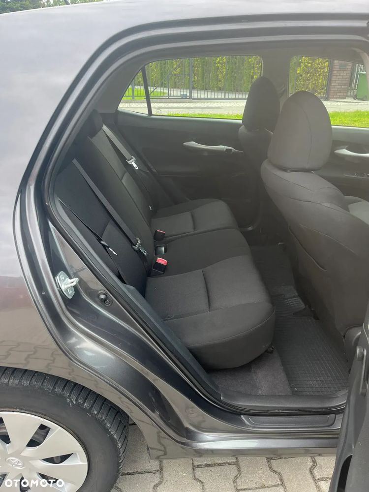 Toyota Auris 1.33 VVT-i Life Comfort - 17