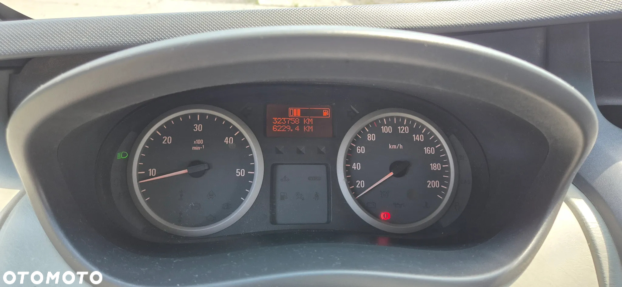 Opel Vivaro - 6