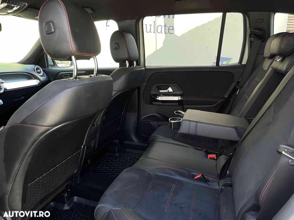 Mercedes-Benz GLB - 15