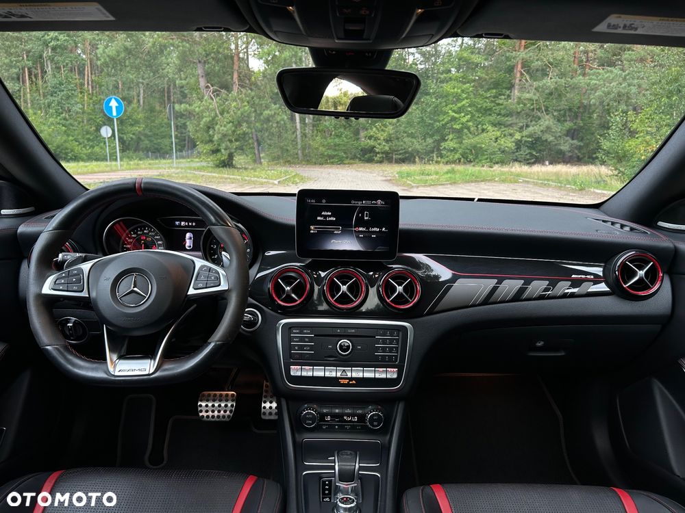 Mercedes-Benz CLA AMG 45 4-Matic - 32