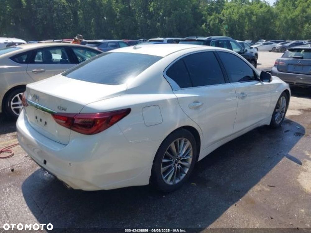 Infiniti Q50 - 5