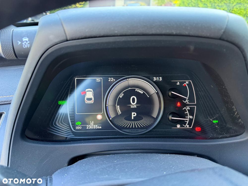 Lexus UX - 9