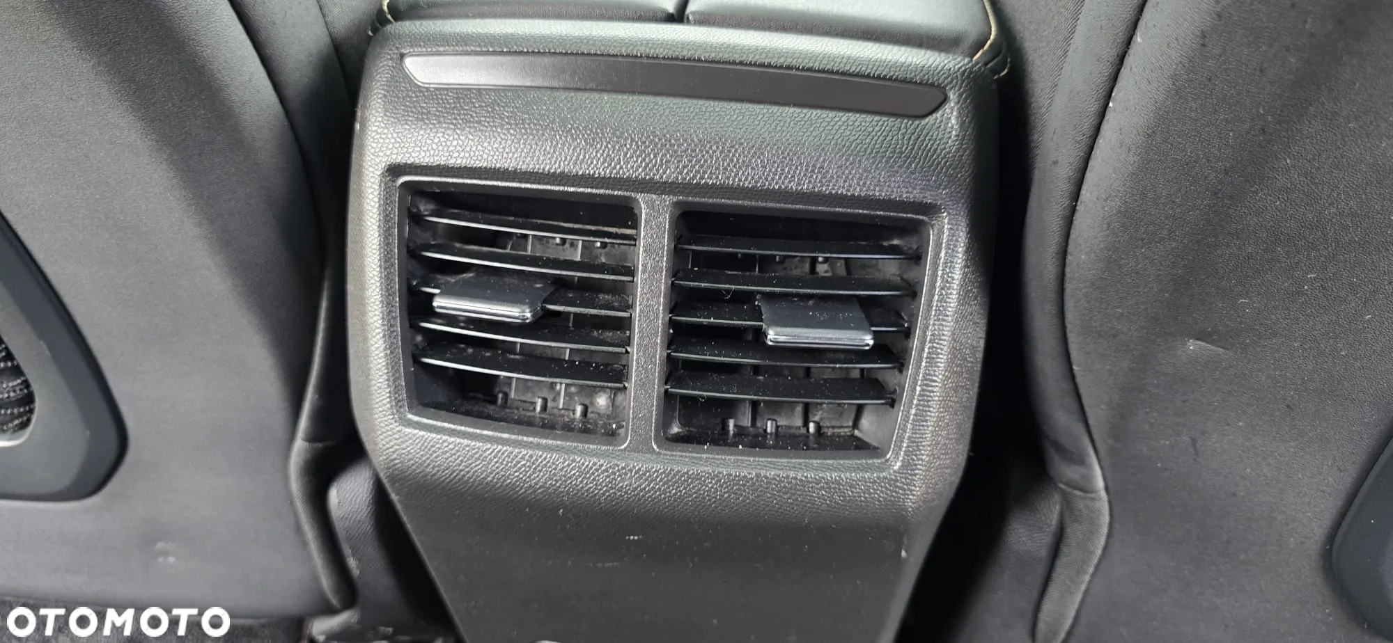 Peugeot 508 SW Plug-In Hybrid 360 e-EAT8 SPORT ENGINEERED - 38