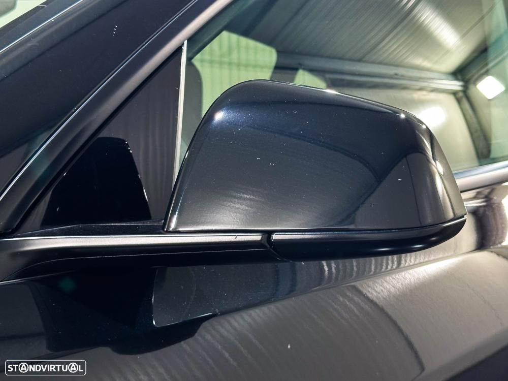 Tesla Model Y Long Range Dual Motor AWD - 15