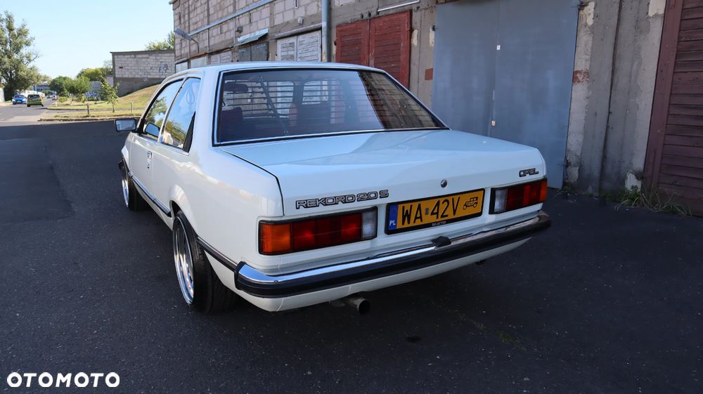 Opel Rekord - 3