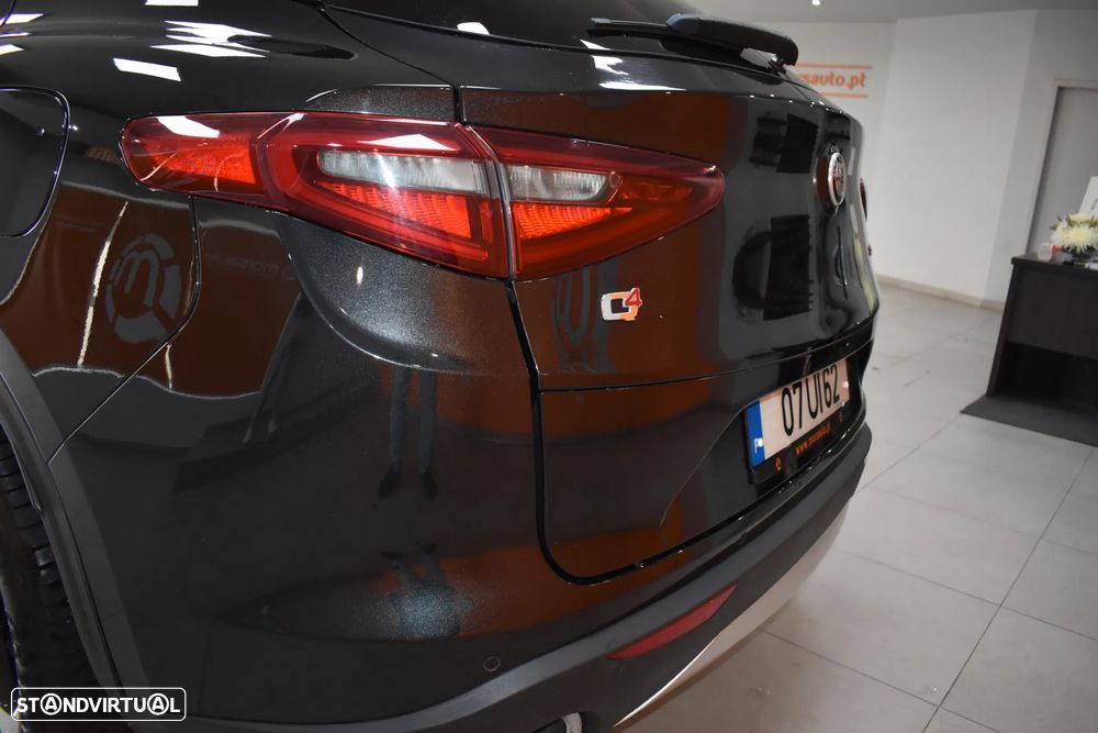 Alfa Romeo Stelvio 2.2 D Super AT8 Q4 - 20