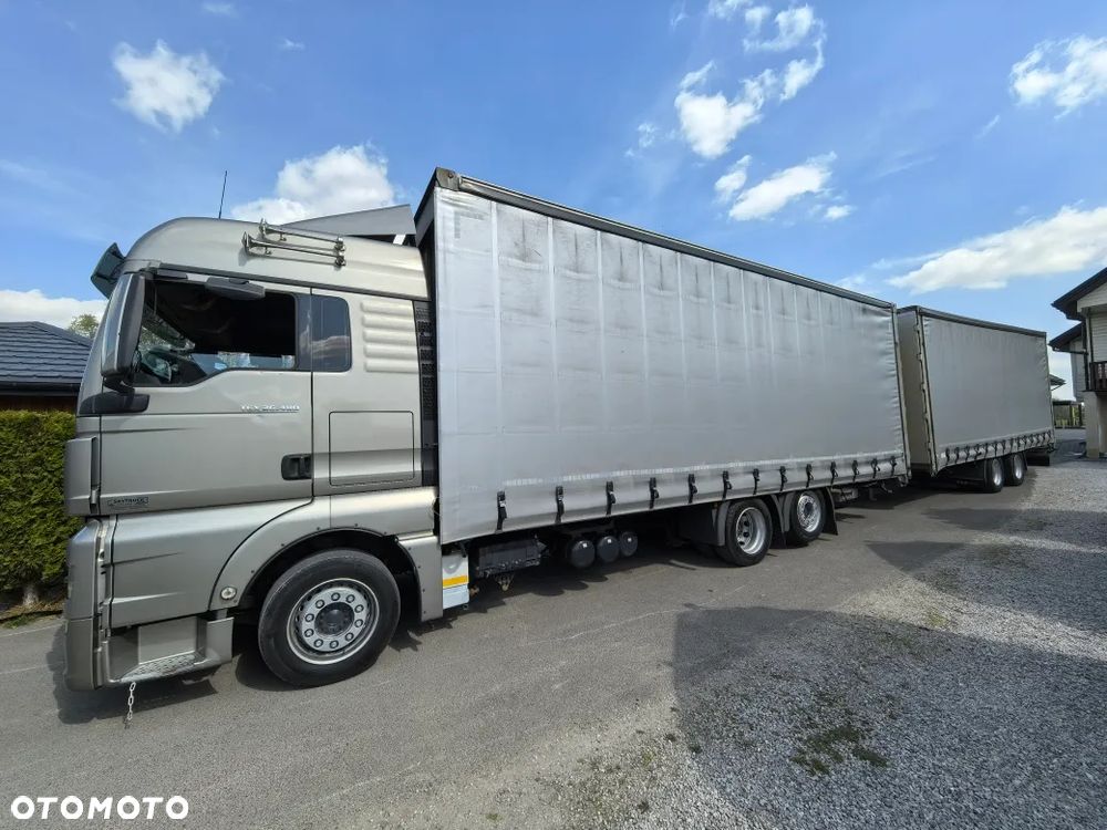 MAN TGX 26.480 // Zestaw przejazdowy z przyczepą // Firanka // - 4