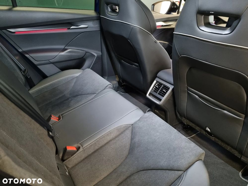 Skoda Elroq 60 63kWh Sportline - 15