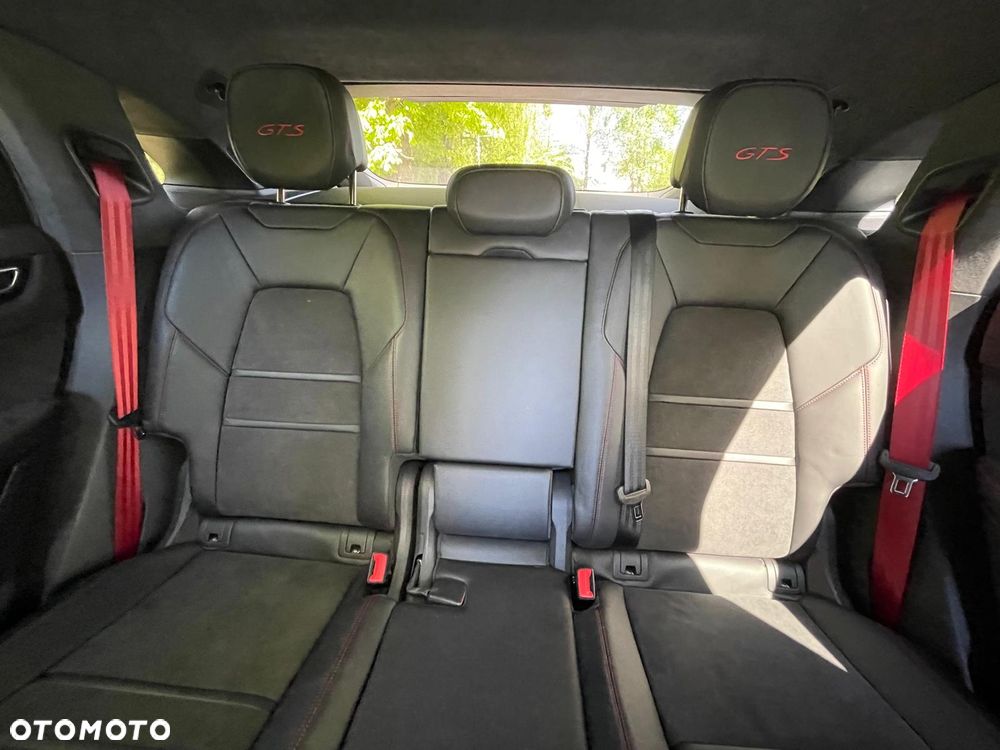 Porsche Cayenne GTS - 8