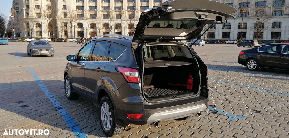Ford Kuga - 6