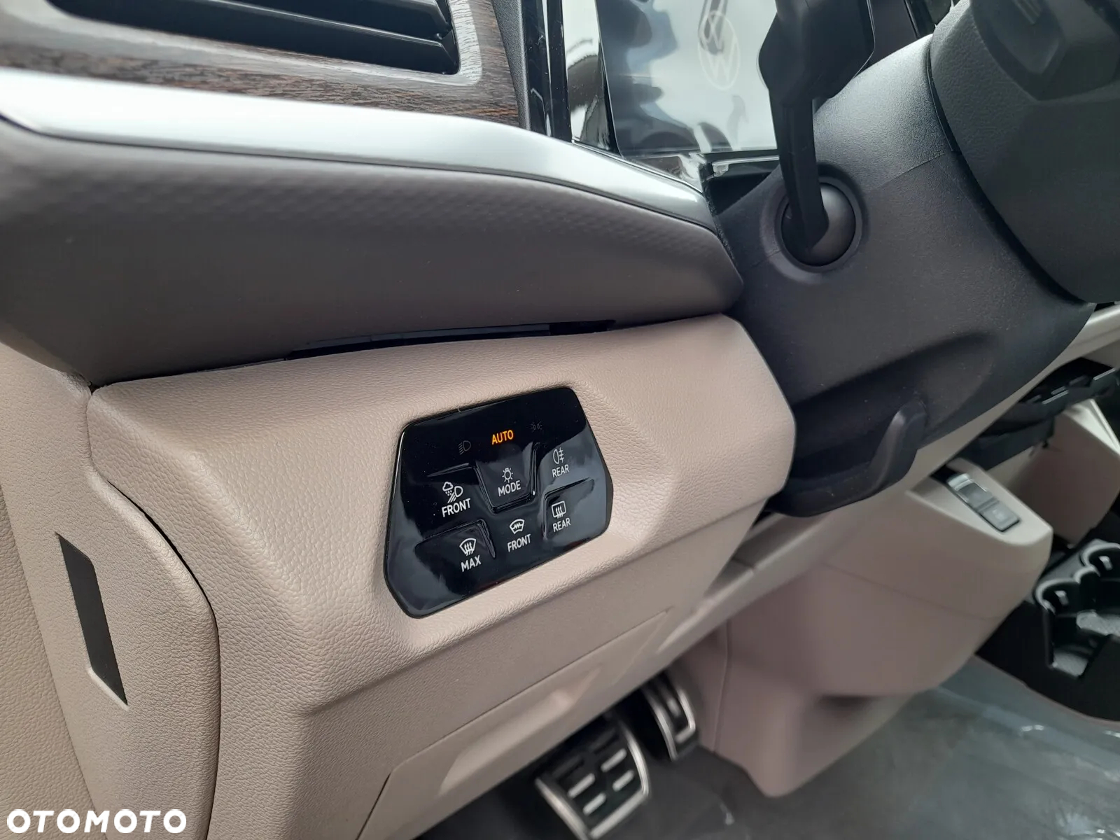 Volkswagen Multivan 2.0 TDI L2 Style DSG - 15