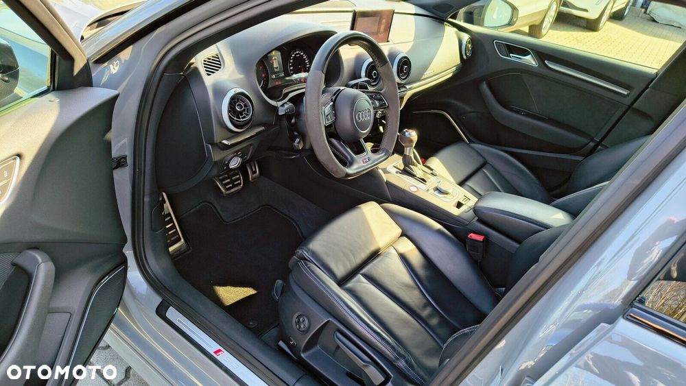 Audi RS3 Sportback - 11