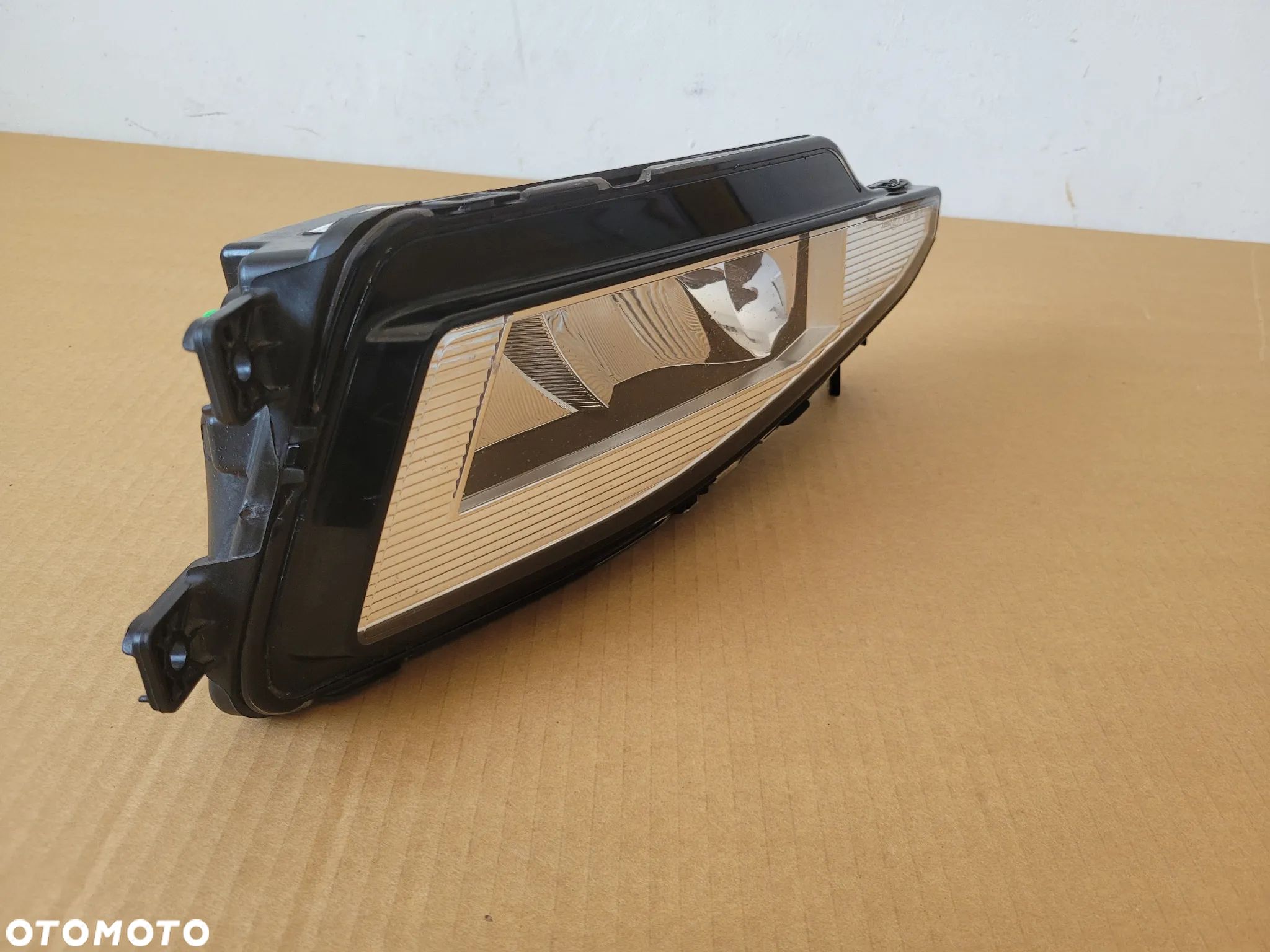 HALOGEN LED PRAWY PRZÓD VW PASSAT B8 LIFT 3G0941700 - 10