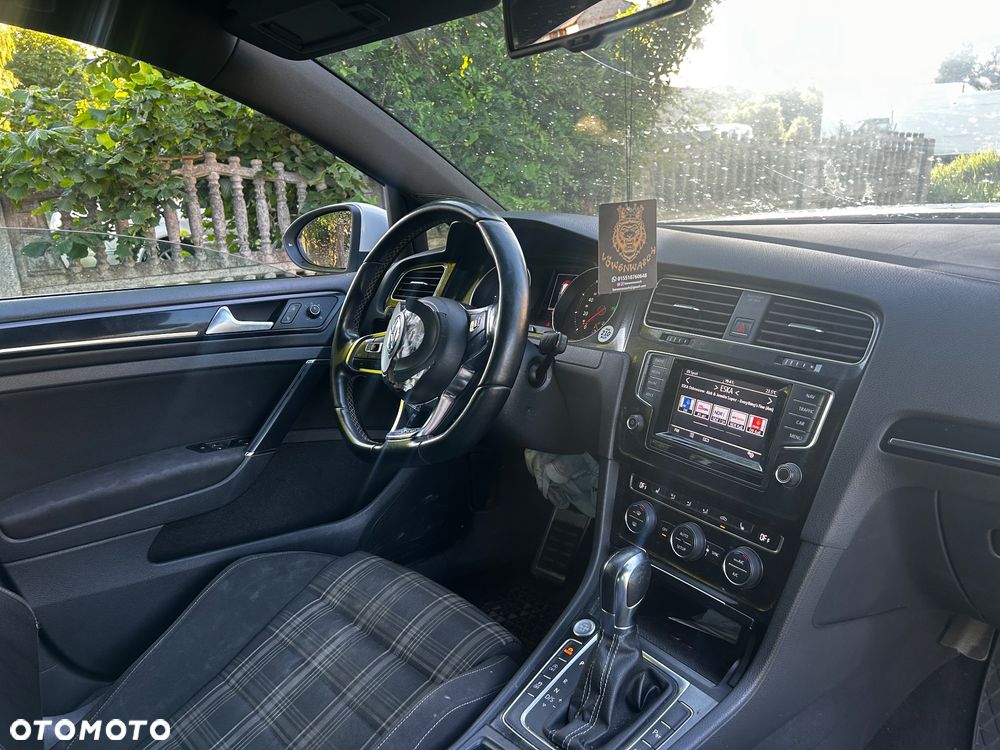 Volkswagen Golf GTD 2.0 TDI SCR DSG - 16