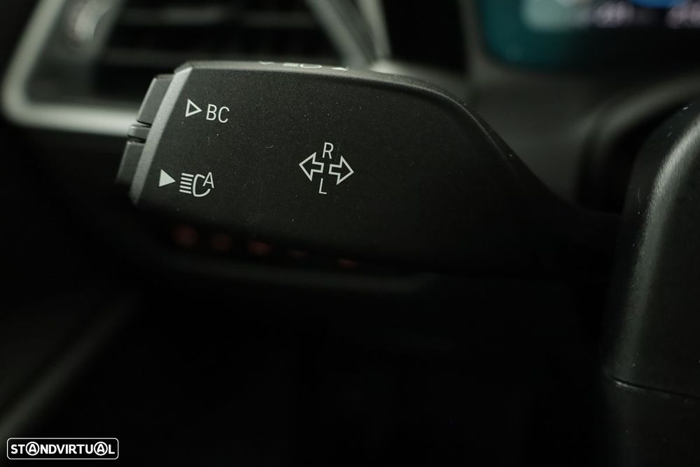 BMW 330 e Corporate Edition Auto - 18