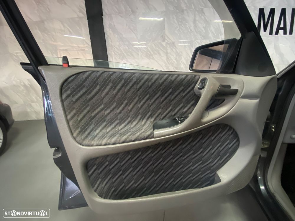 Opel Astra - 18