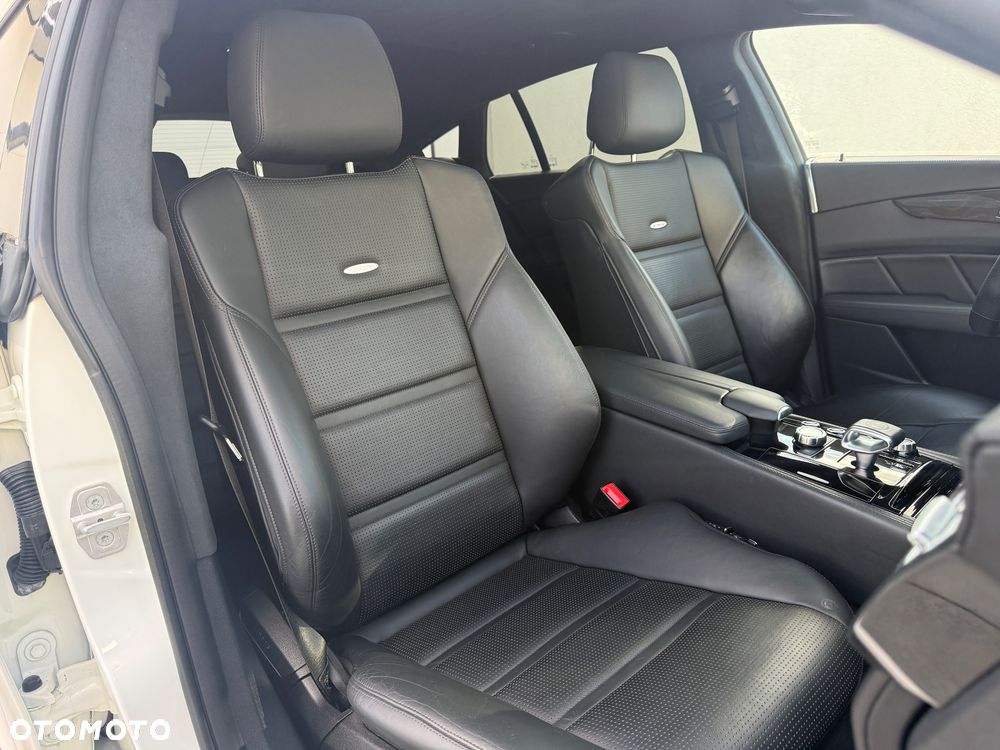 Mercedes-Benz CLS 63 AMG AMG SPEEDSHIFT MCT - 39