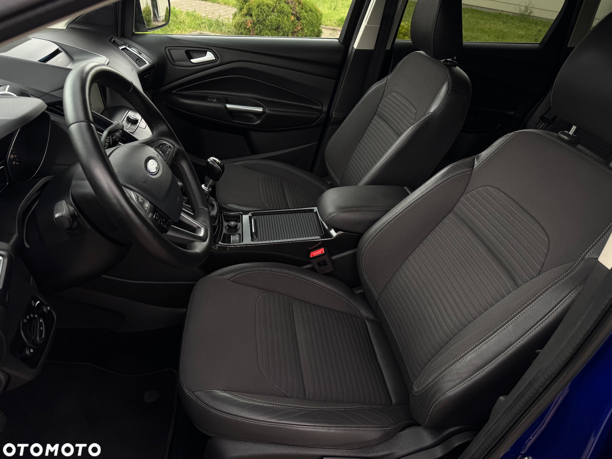 Ford Kuga 1.6 EcoBoost 2x4 Titanium - 22