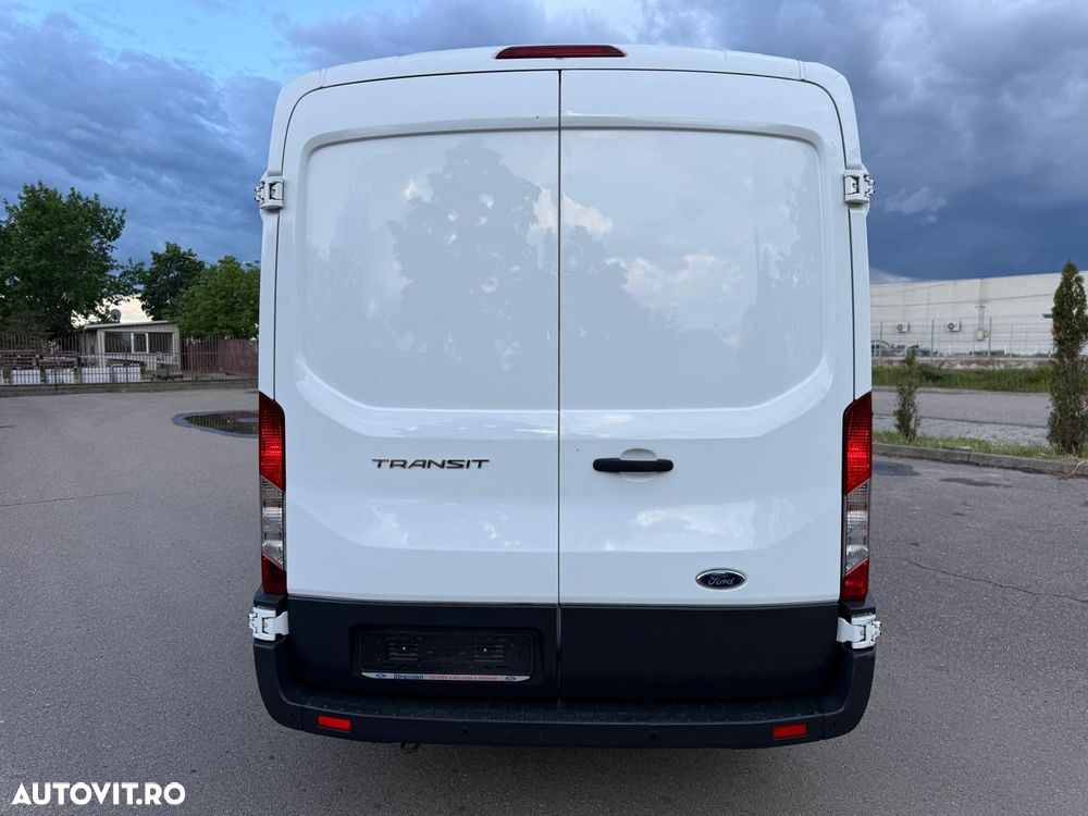 Ford Transit - 13